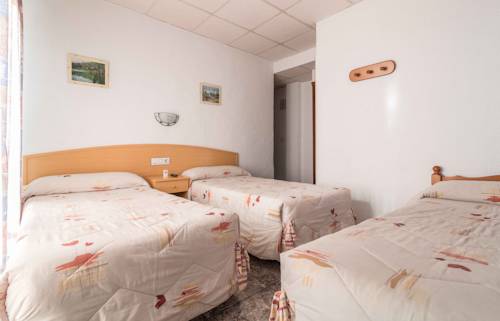 Imagen de la habitación del Pensión Puerto Rico, Murcia. Foto 10