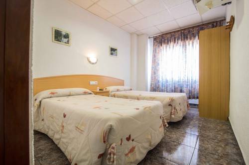 Imagen de la habitación del Pensión Puerto Rico, Murcia. Foto 16