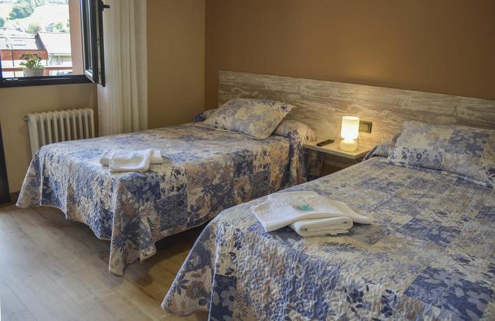 Imagen de la habitación del Pensión Reconquista, Cangas de Onis. Foto 7