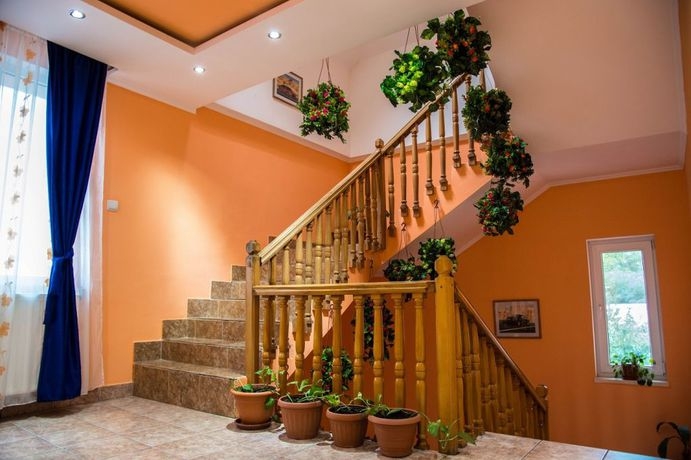 Imagen de los interiores del Pensión Relax, Ramnicu Valcea. Foto 10