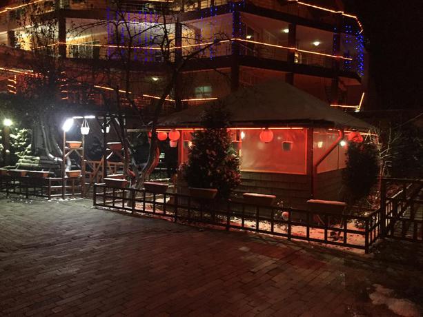 Imagen de los exteriores del Pensión Relax, Ramnicu Valcea. Foto 8