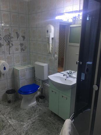 Imagen de los interiores del Pensión Relax, Ramnicu Valcea. Foto 12