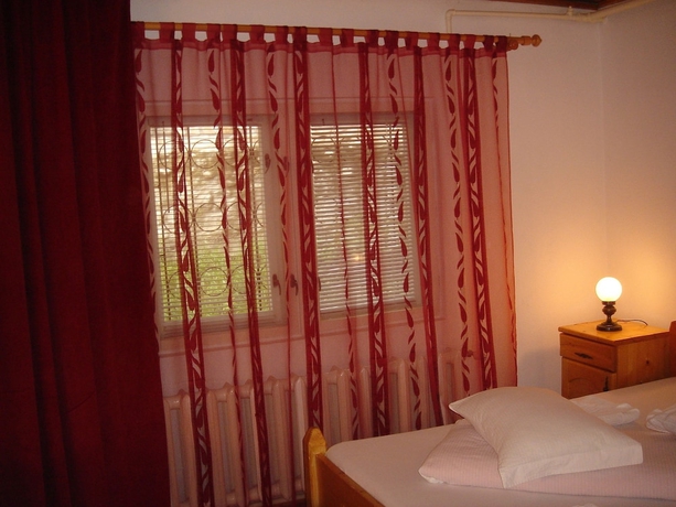 Imagen de la habitación del Pensión Rem's. Foto 17
