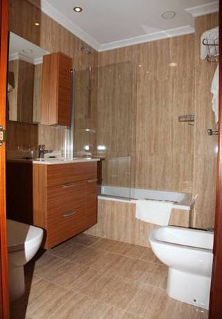 Imagen general del Pensión Residencia A Cruz&aacute;n - Adults Only. Foto 9