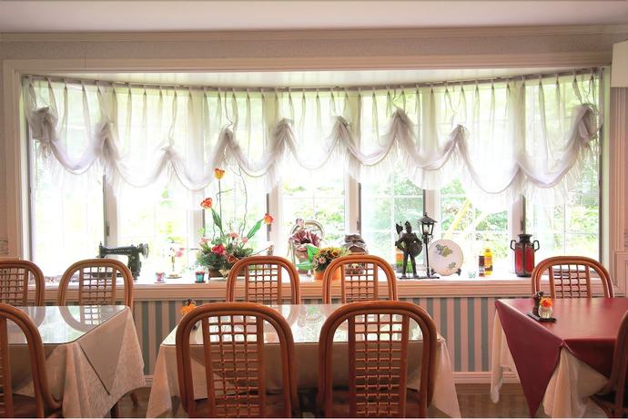 Imagen del bar/restaurante del Pensión Resort Pension Le Lagon. Foto 8