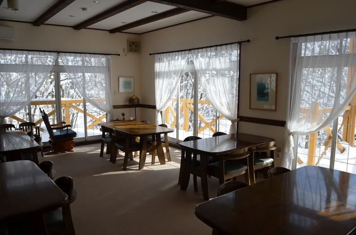 Imagen del bar/restaurante del Pensión Resort Pension Shikisai. Foto 9