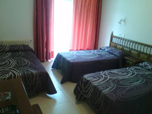 Imagen de la habitación del Pensión Rey, Illa de Arousa. Foto 3