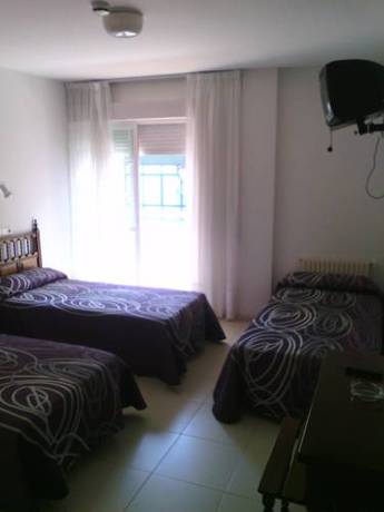 Imagen de la habitación del Pensión Rey, Illa de Arousa. Foto 6