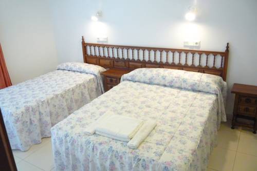 Imagen de la habitación del Pensión Rey, Illa de Arousa. Foto 9