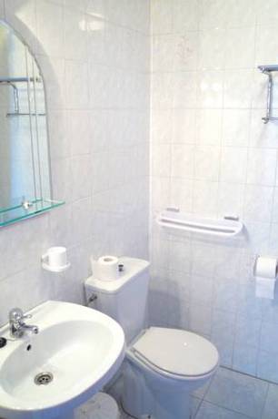 Imagen de la habitación del Pensión Rey, Illa de Arousa. Foto 11