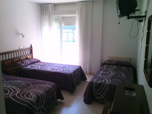 Imagen de la habitación del Pensión Rey, Illa de Arousa. Foto 16