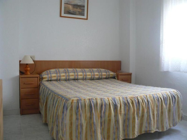 Imagen de la habitación del Pensión Ribera, SANTIAGO DE LA RIBERA. Foto 11