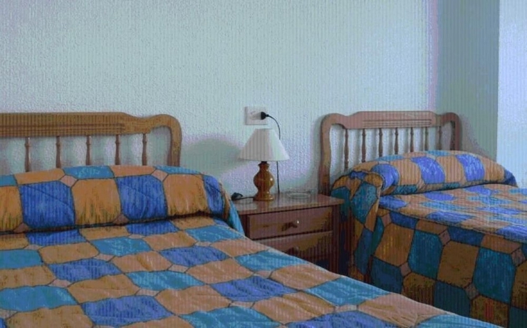 Imagen de la habitación del Pensión Ribera, SANTIAGO DE LA RIBERA. Foto 13