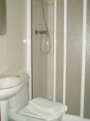 Imagen de la habitación del Pensión Salome, Malasa&ntilde;a. Foto 4