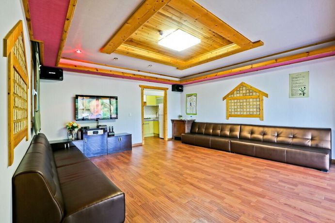 Imagen de la habitación del Pensión Sambatgol. Foto 8