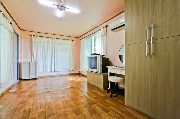 Imagen de la habitación del Pensión Sambatgol. Foto 10