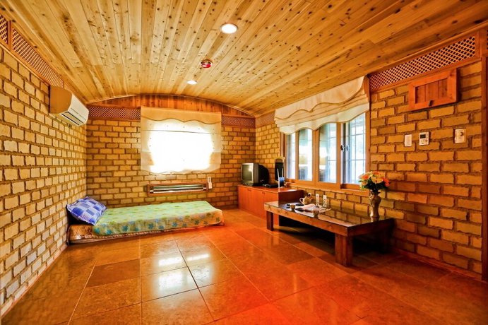 Imagen de la habitación del Pensión Sambatgol. Foto 13