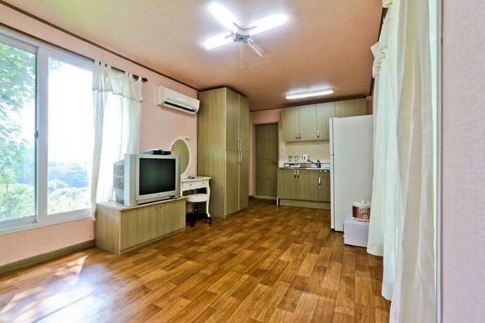 Imagen de la habitación del Pensión Sambatgol. Foto 18