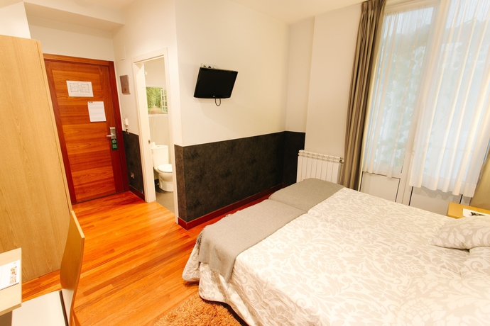 Imagen de la habitación del Pensión San Sebastián Centro. Foto 14