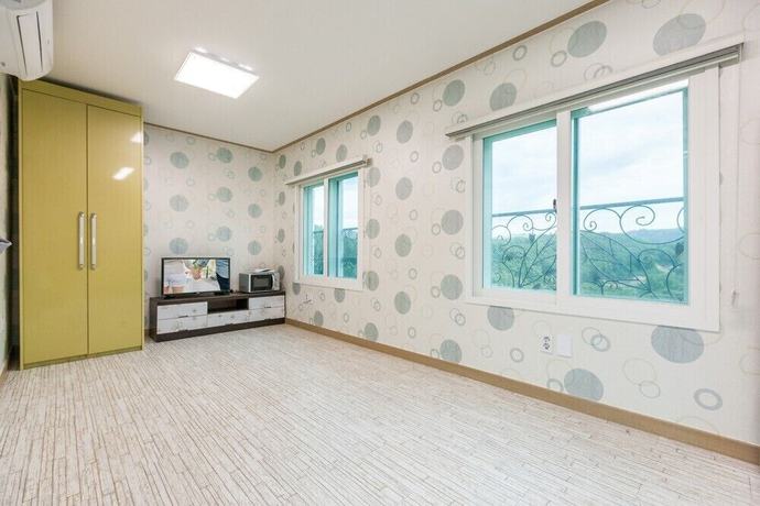 Imagen de la habitación del Pensión Sanmotungi. Foto 18