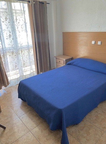 Imagen de la habitación del Pensión Santa Fe, Fuengirola. Foto 9