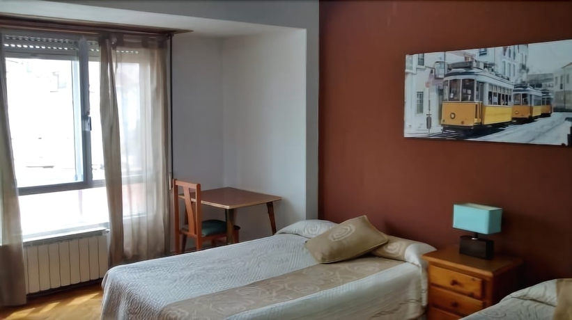Imagen de la habitación del Pensión Santa Rita, Santiago de Compostela. Foto 2