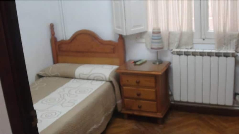 Imagen de la habitación del Pensión Santa Rita, Santiago de Compostela. Foto 5
