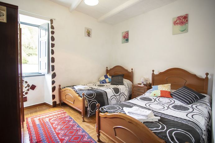 Imagen de la habitación del Pensión Santa Rosa, Samos. Foto 5