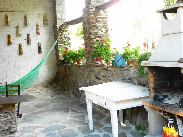 Imagen de la habitación del Pensión Santa Rosa, Samos. Foto 6