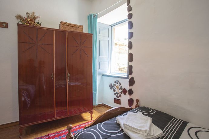 Imagen de la habitación del Pensión Santa Rosa, Samos. Foto 10