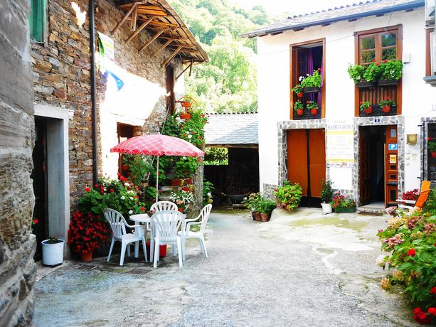 Imagen general del Pensión Santa Rosa, Samos. Foto 3