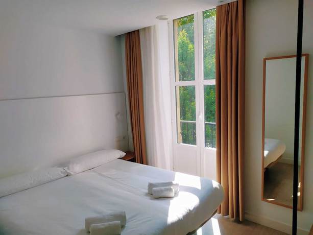 Imagen de la habitación del Pensión Sarriegi. Foto 15