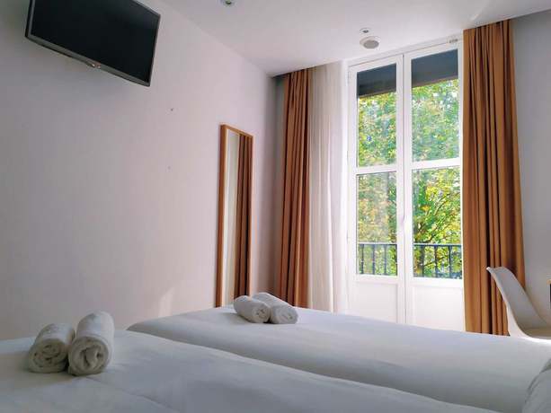 Imagen de la habitación del Pensión Sarriegi. Foto 16