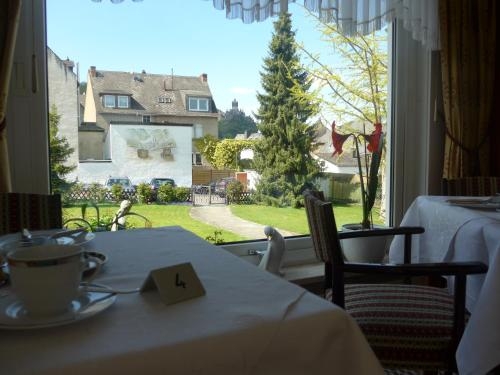 Imagen de la habitación del Pensión Schneider, Cochem. Foto 6
