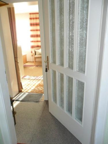 Imagen de la habitación del Pensión Schneider, Cochem. Foto 8
