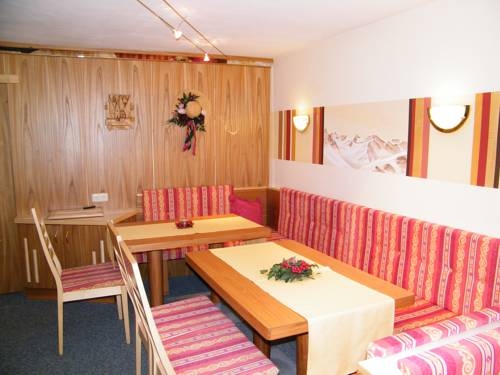 Imagen general del Pensión Sch&ouml;nblick, S&ouml;lden . Foto 15