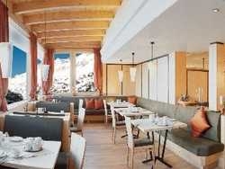 Imagen del bar/restaurante del Pensión Sch&ouml;nblick, S&ouml;lden . Foto 17