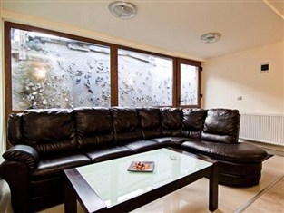 Imagen de los interiores del Pensión Schwartz. Foto 4