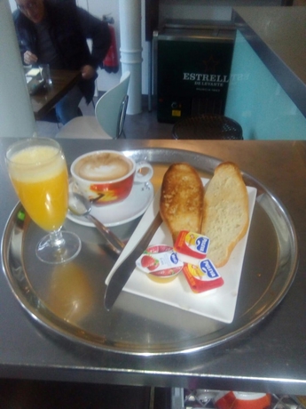 Imagen del bar/restaurante del Pensión Segura. Foto 3