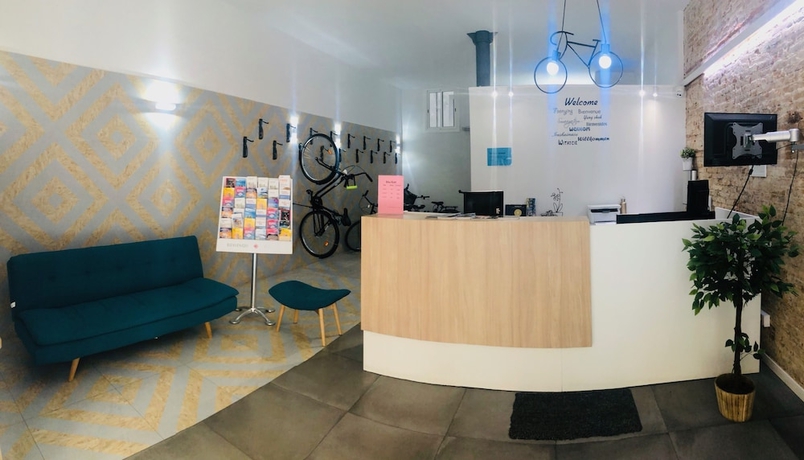 Imagen de los interiores del Pensión Solarium, Las Ramblas. Foto 16