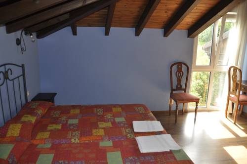 Imagen de la habitación del Pensión Sol&iacute;s, Cangas de On&iacute;s. Foto 2