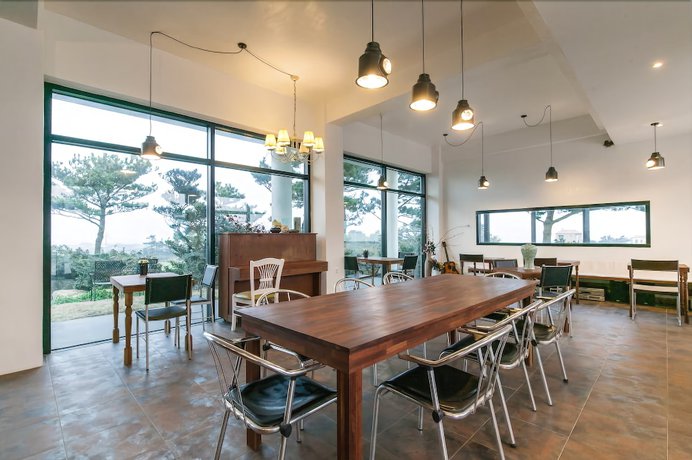 Imagen del bar/restaurante del Pensión Ssaris. Foto 3