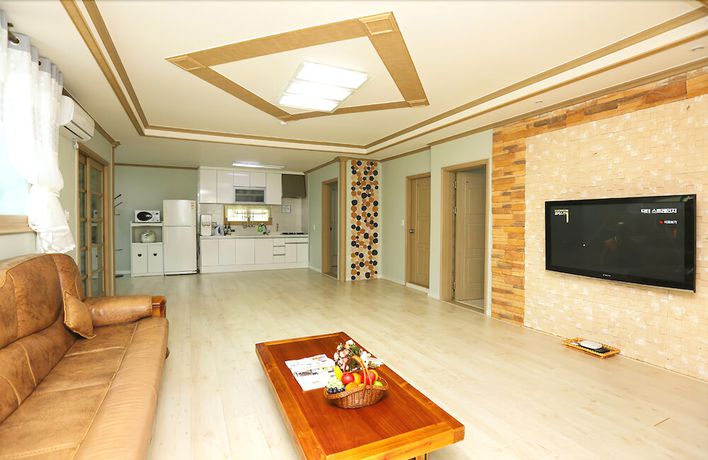 Imagen de la habitación del Pensión Star Jari. Foto 8