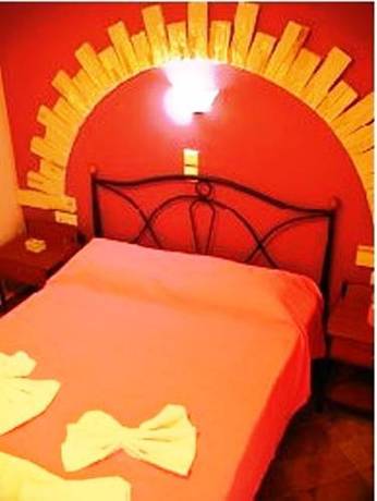 Imagen de la habitación del Pensión Stella, Naxos. Foto 6