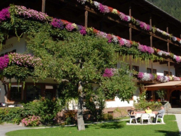 Imagen general del Pensión Strolz Hotel. Foto 2