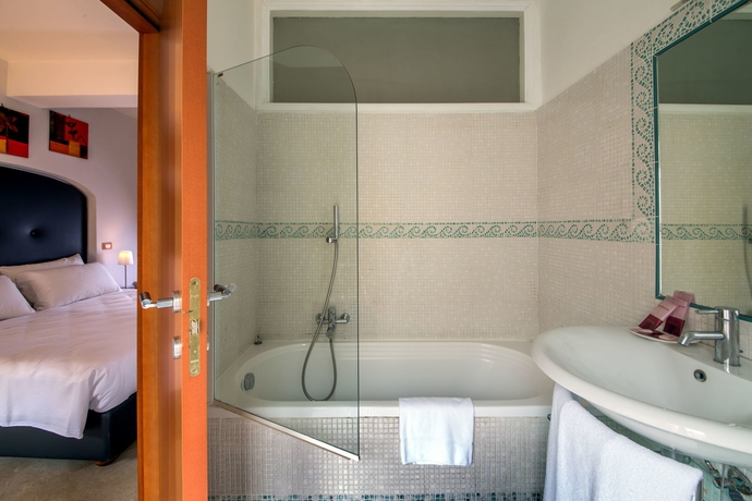 Imagen de la habitación del Pensión Suite Artis Barberini. Foto 5