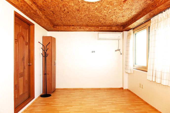 Imagen de la habitación del Pensión Sunrise, Jeburi. Foto 6