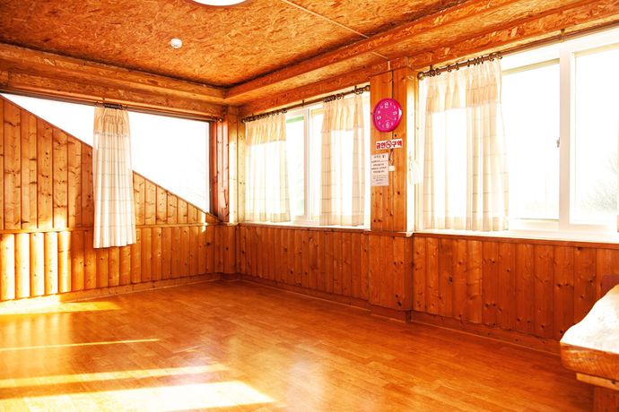 Imagen de la habitación del Pensión Sunrise, Jeburi. Foto 10