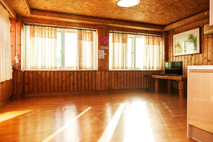 Imagen de la habitación del Pensión Sunrise, Jeburi. Foto 12