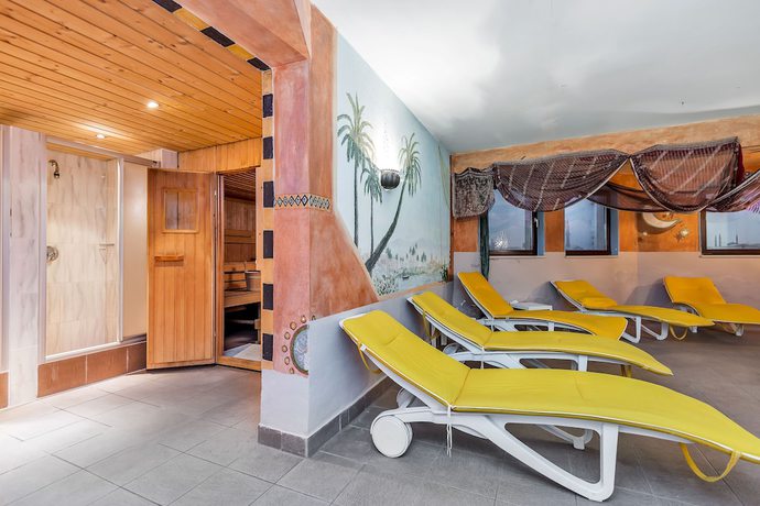 Imagen de la piscina del Pensión Sylvia by Skinetworks. Foto 20